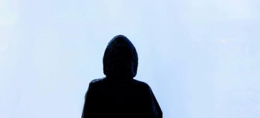 Der Unterschied zwischen einem verdeckten und einem offenen Narzissten