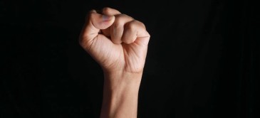 How To Go Toe-To-Toe With A Narcissist